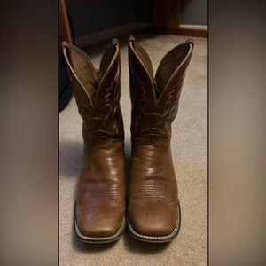 Used Cody James mens cowboy boots size 12